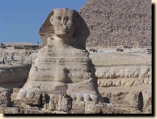 Le Sphinx a t taill dans une roche qui se trouve l.